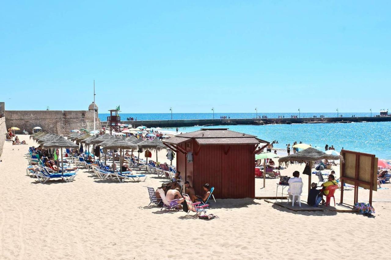 Apartamento Patio Junto A La Playa Cadiz Luaran gambar
